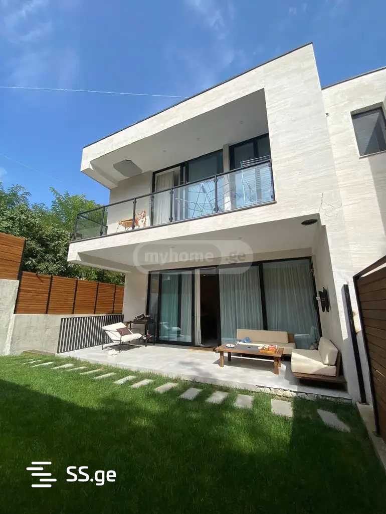 uchaneishvili II turn - 6 rooms