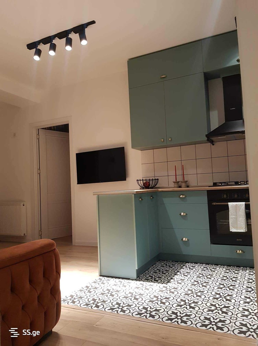 Javakhishvili St. 39-40 - 3 rooms