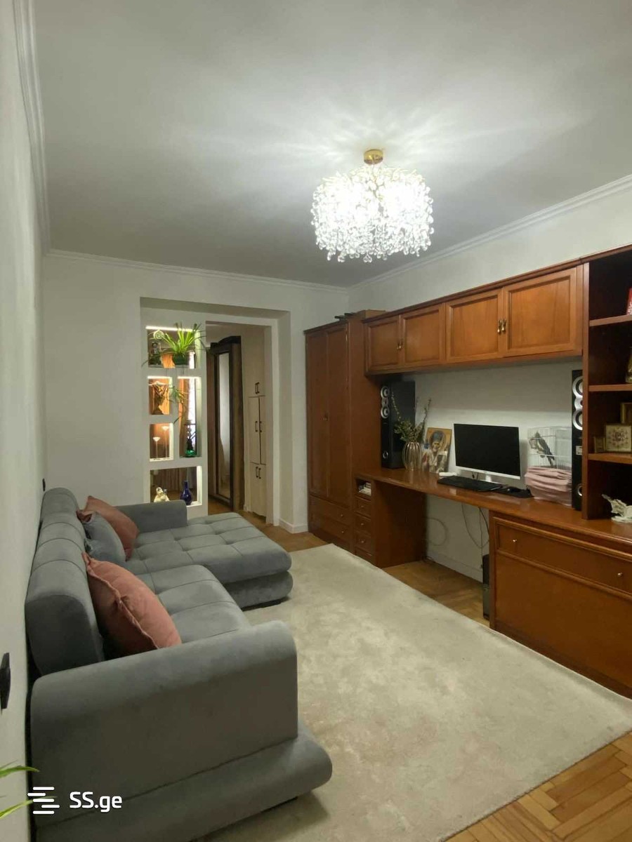 aglazde st. 9 - 3 rooms