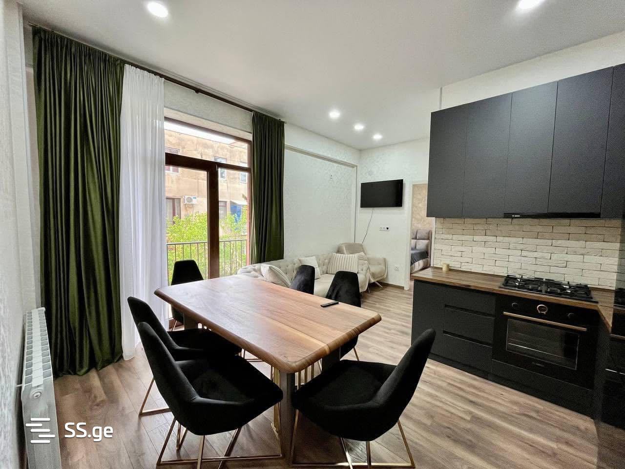 Квартира cemi st.