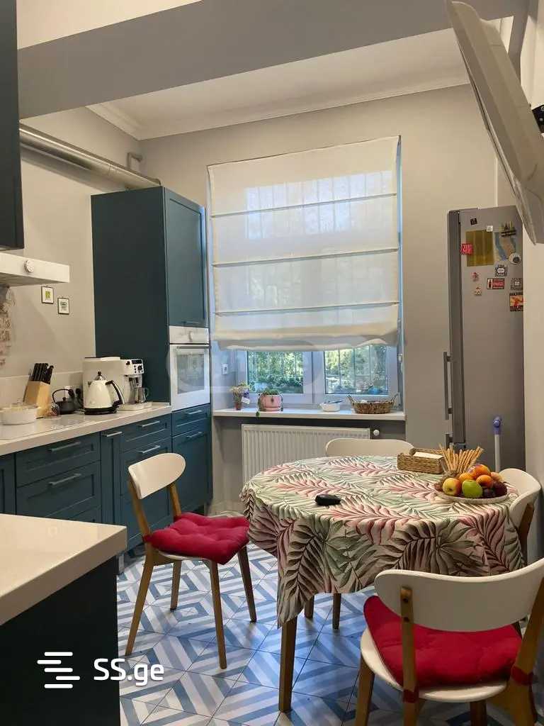 pekini st. 35 - 3 rooms