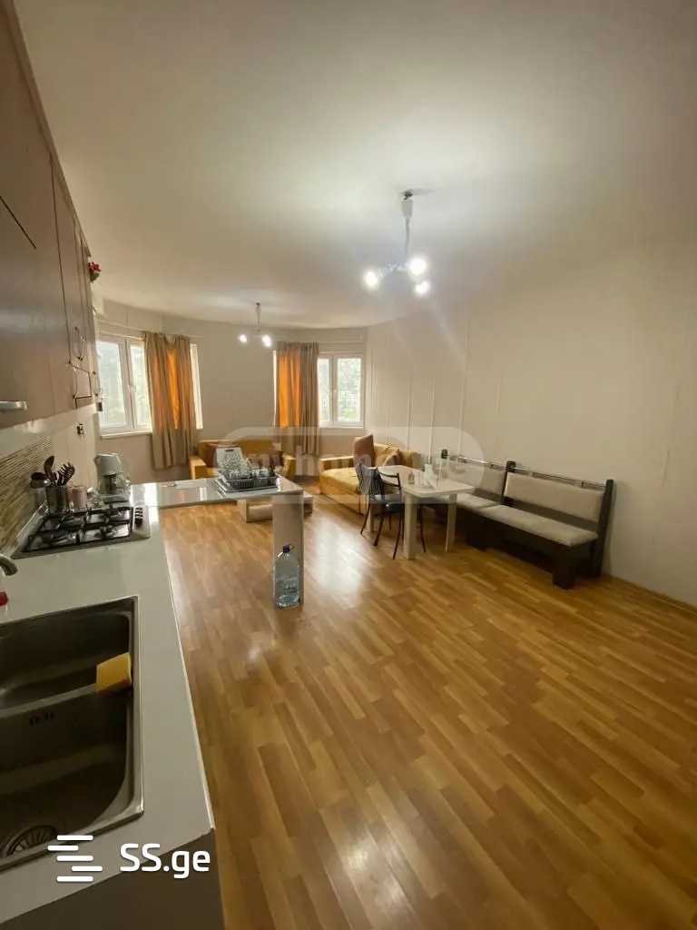Sh. Nadirashvili st. 10 - 3 rooms