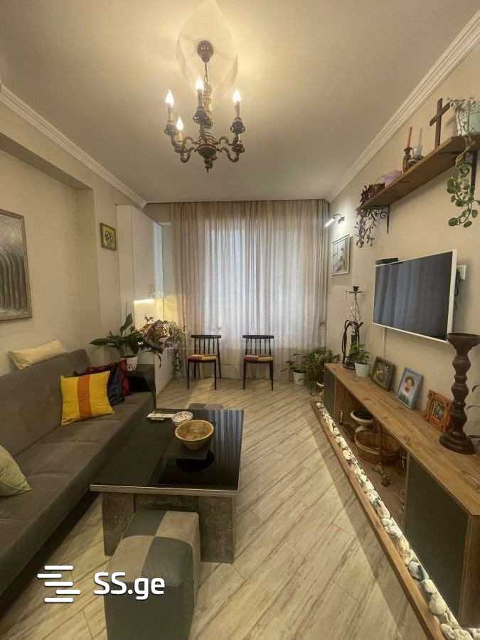 B. Zghenti St. 2 - 2 rooms