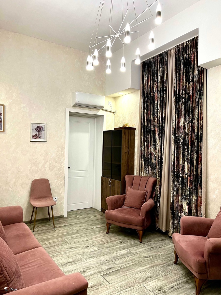 beridze st. 6 - 4 rooms