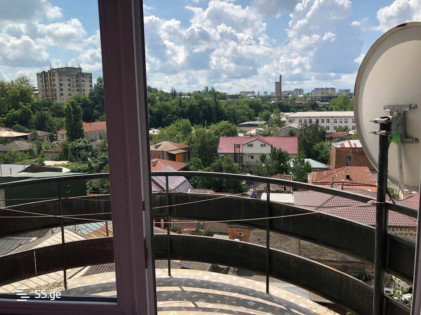 Tsereteli st. - 2 rooms