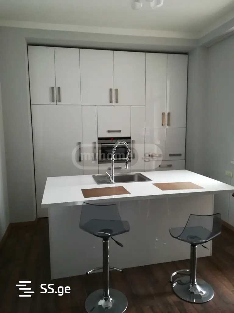 makashvili st. - 4 rooms