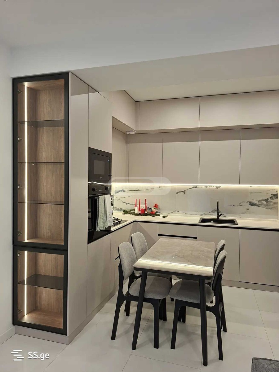 navtlugi st. 8 - 3 rooms