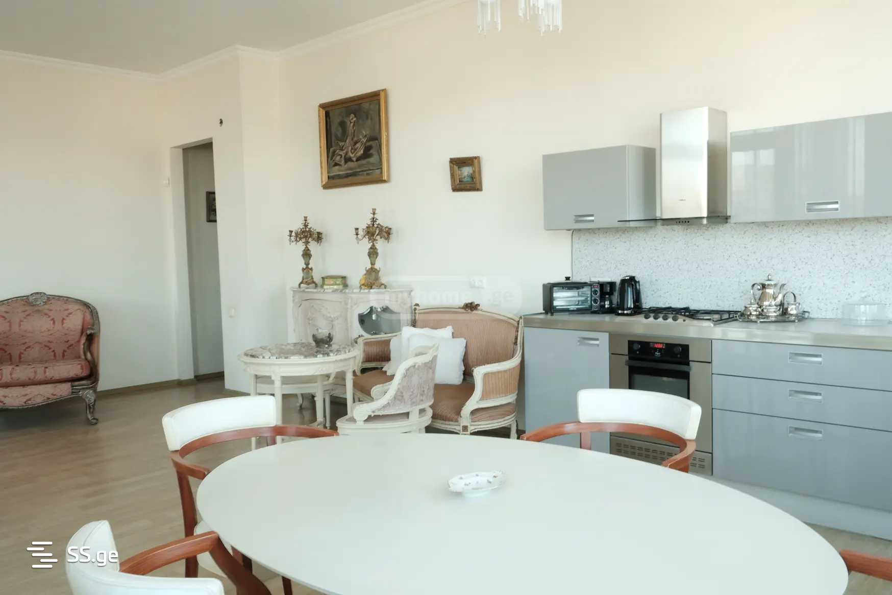 kostava st. - 3 rooms