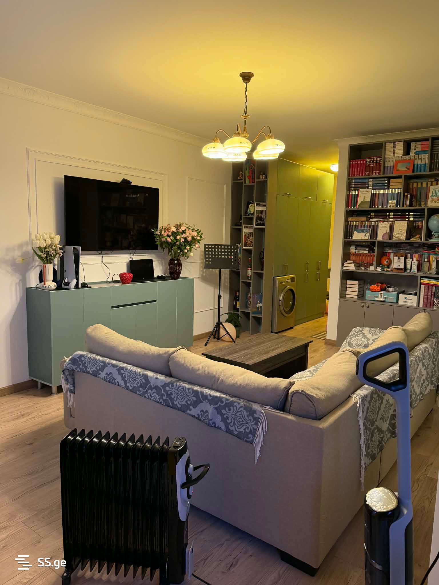 Agmashenebeli District - 3 rooms