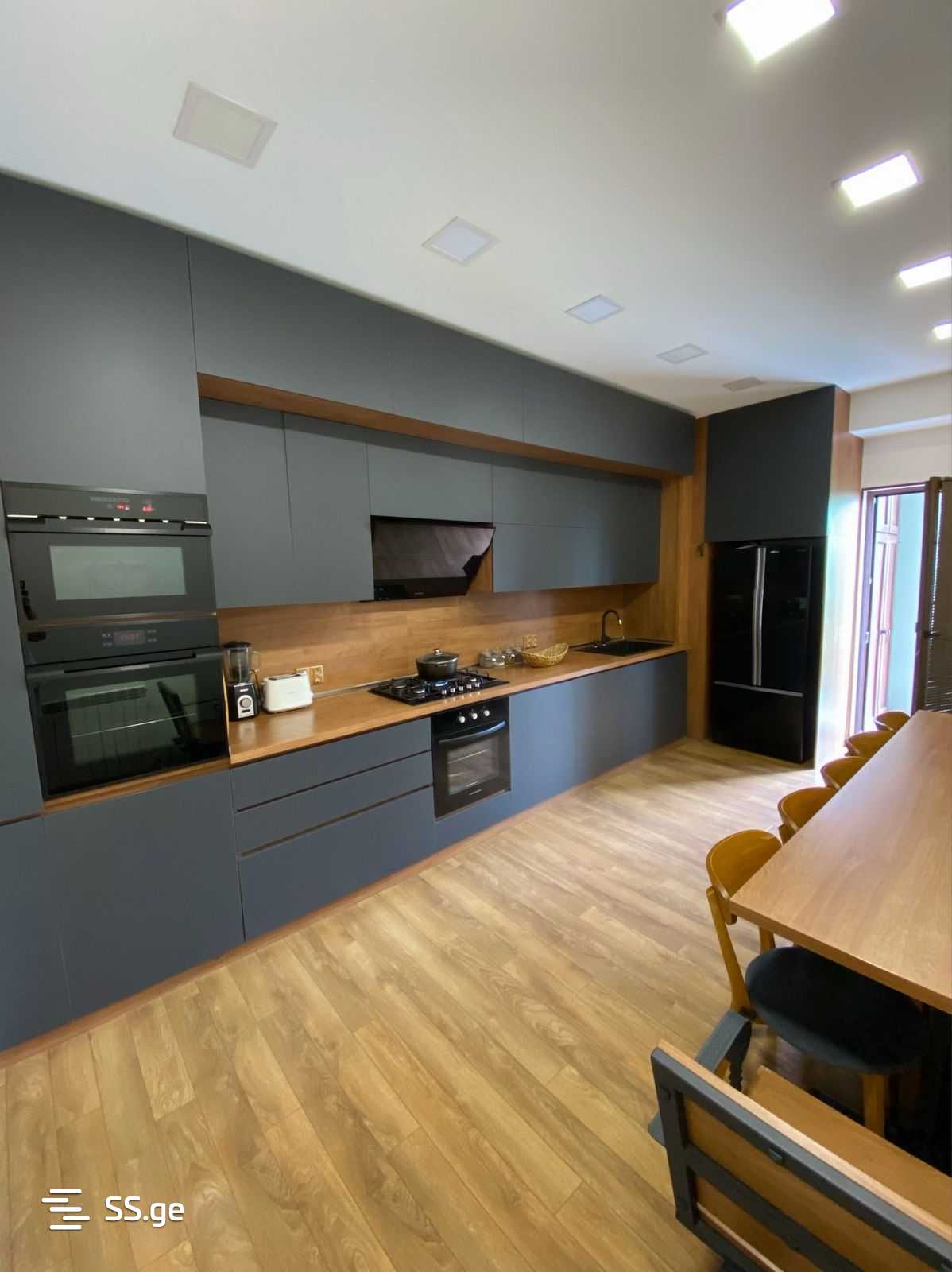 B. Zghenti St. 35 - 5 rooms