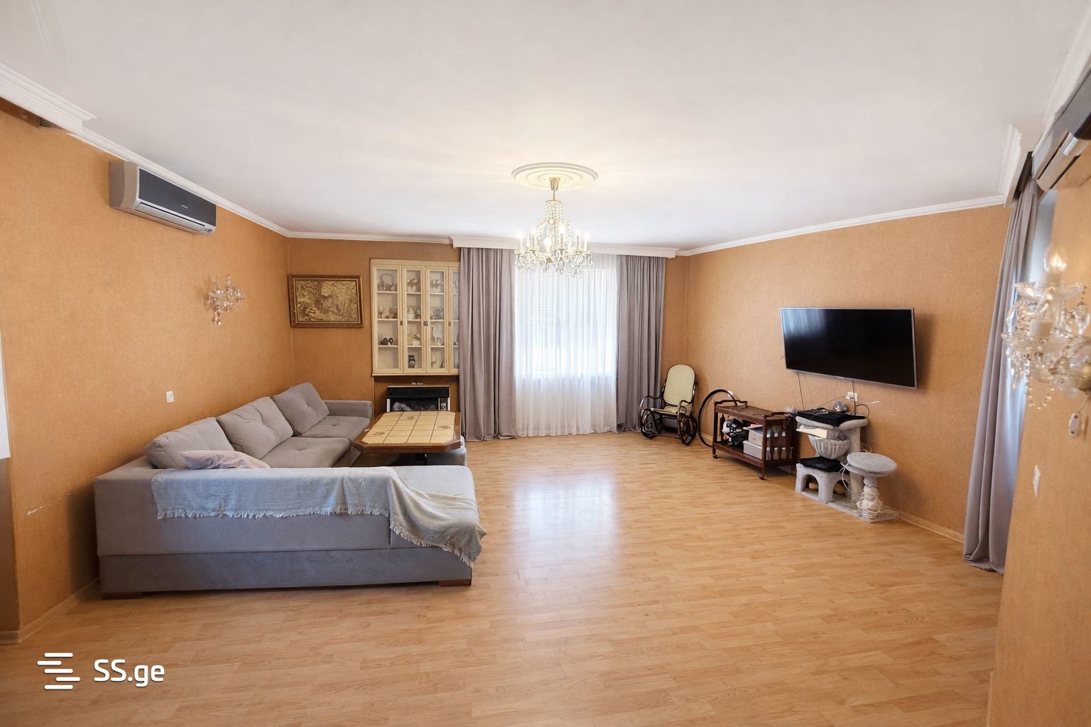 noneshvili st. 17 - 3 rooms
