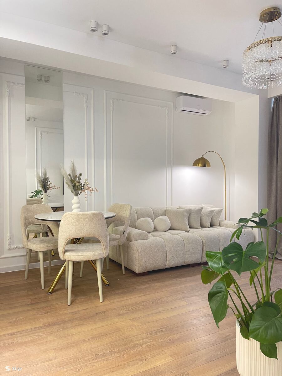 nucubidze st. 195 - 2 rooms