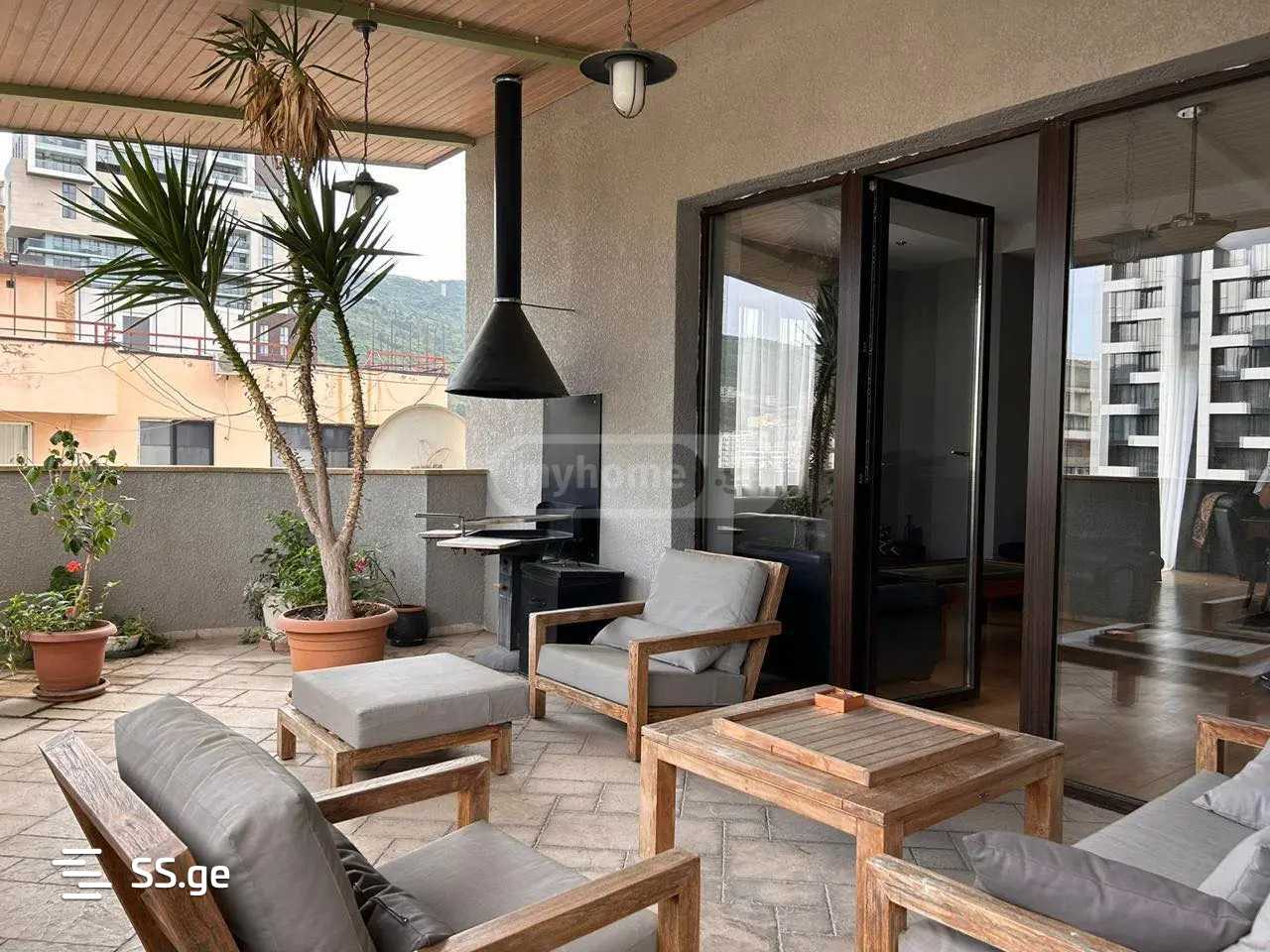 L.Mikeladze st. - 5 rooms