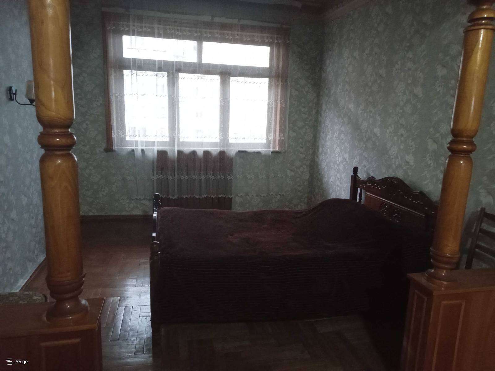 00 - 4 rooms