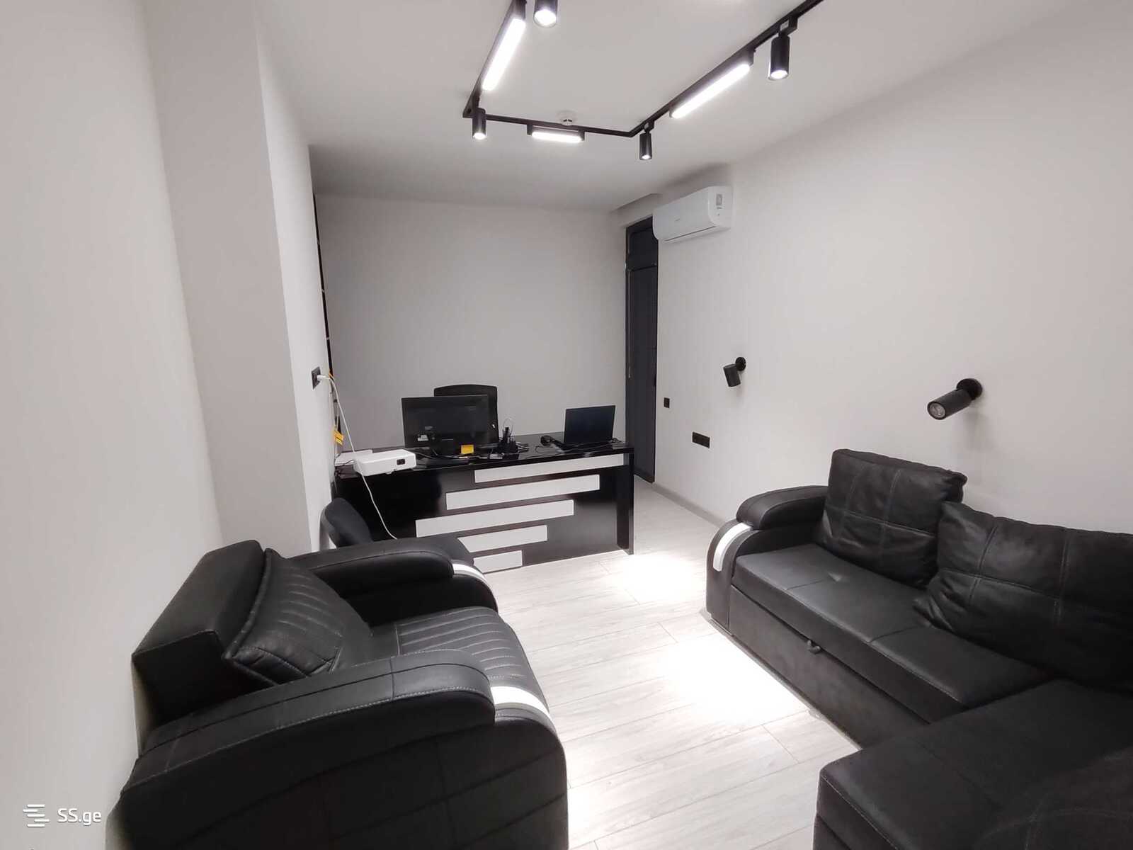 GR. Lortkipanidze st. 24 - 4 rooms