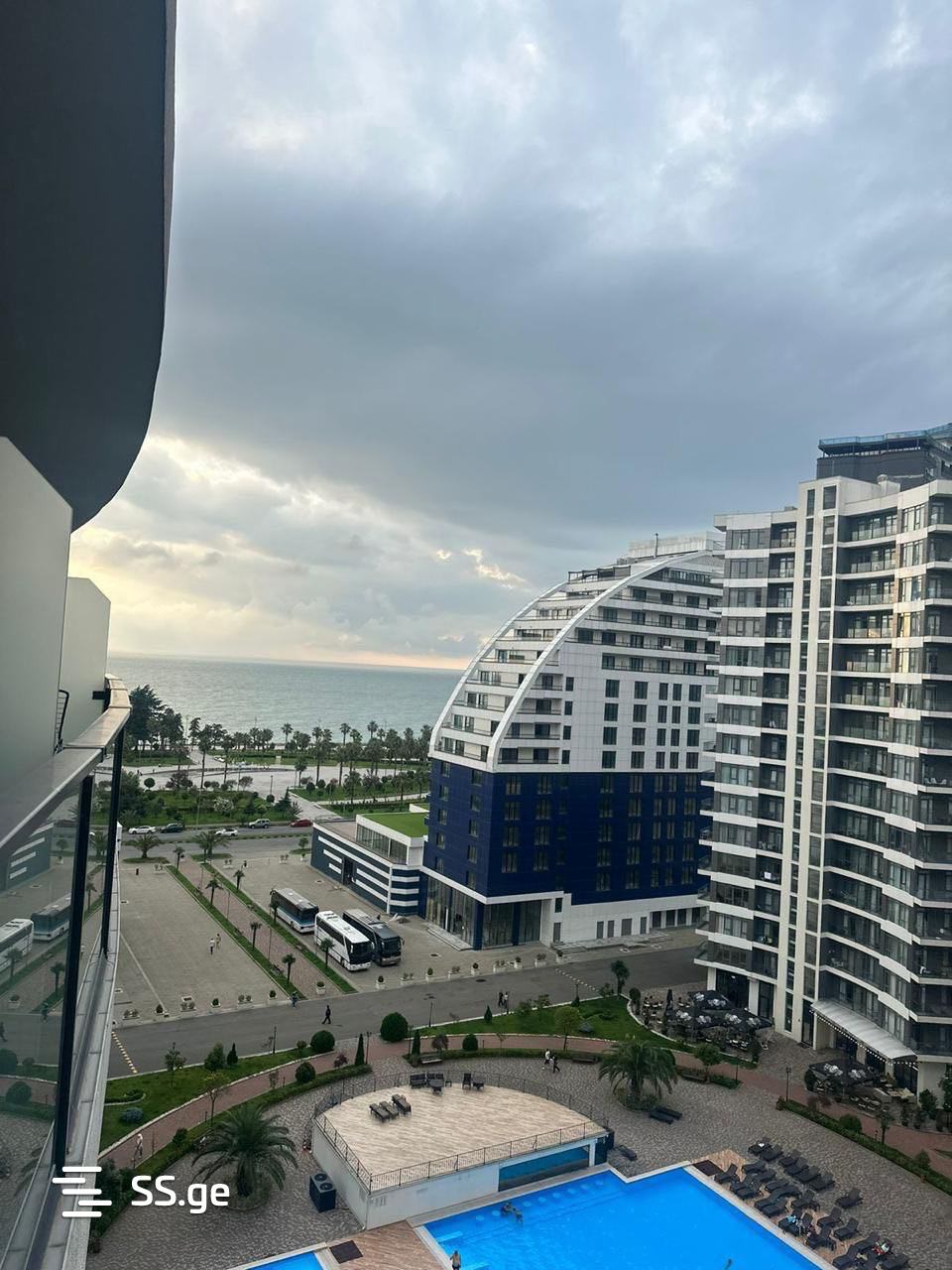 Lech and Maria Kaczynski street 5 - 1 rooms