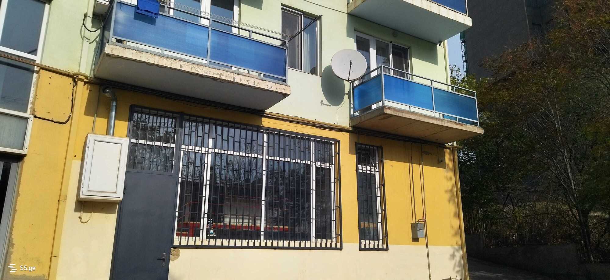 O.Lortkipanidze st. 1 - 4 rooms