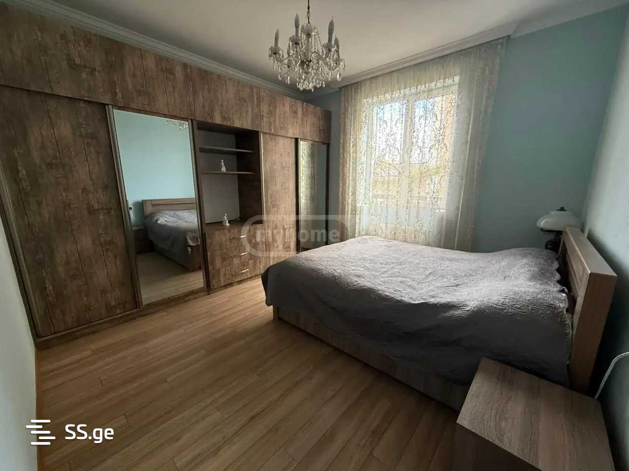 Khataeti st. - 5 rooms