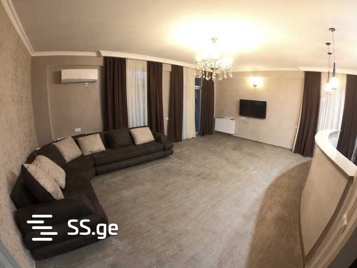 Квартира Lekh Kachinski st.