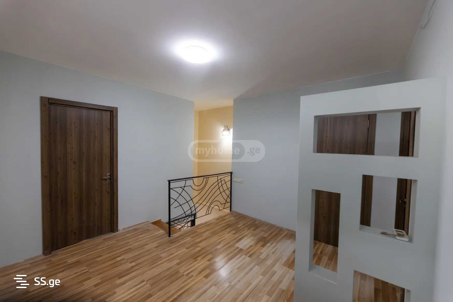 zugdidi st. - 5 rooms