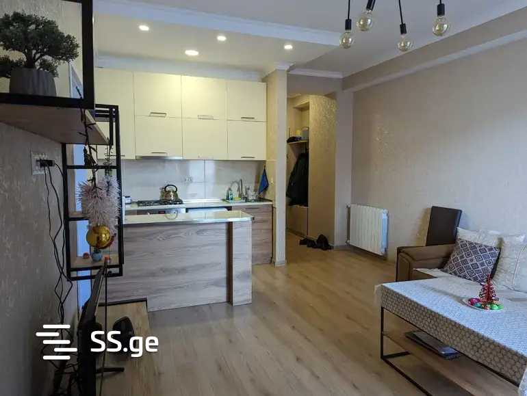 Beri Gabriel Salosi Ave. - 3 rooms