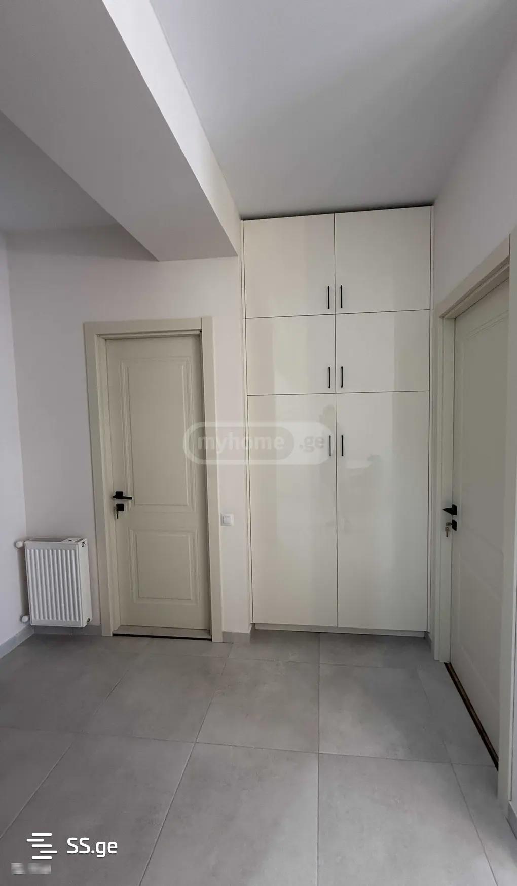 Квартира B. Zghenti St.