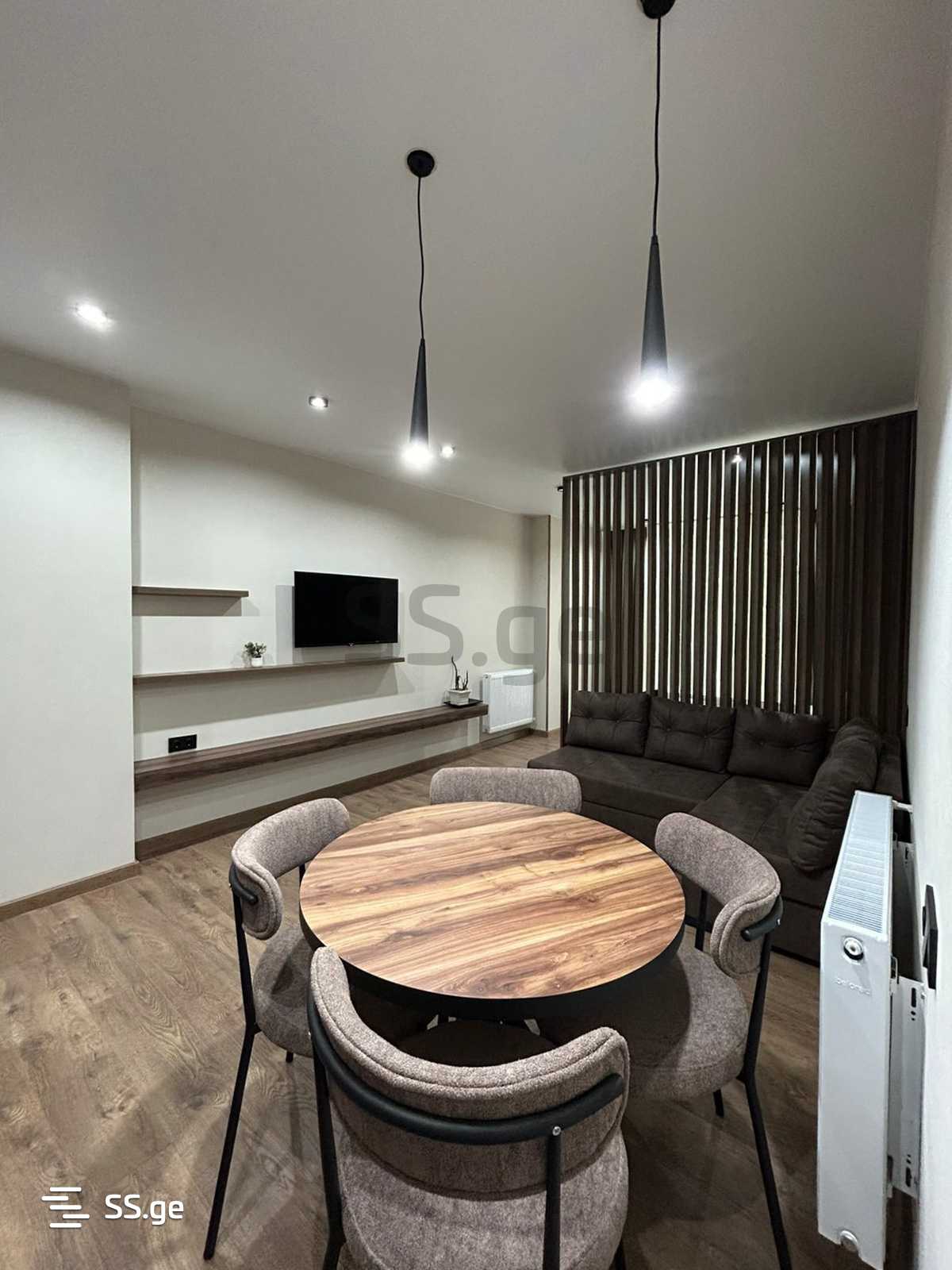 R. Nizharadze st. 20 - 1 rooms