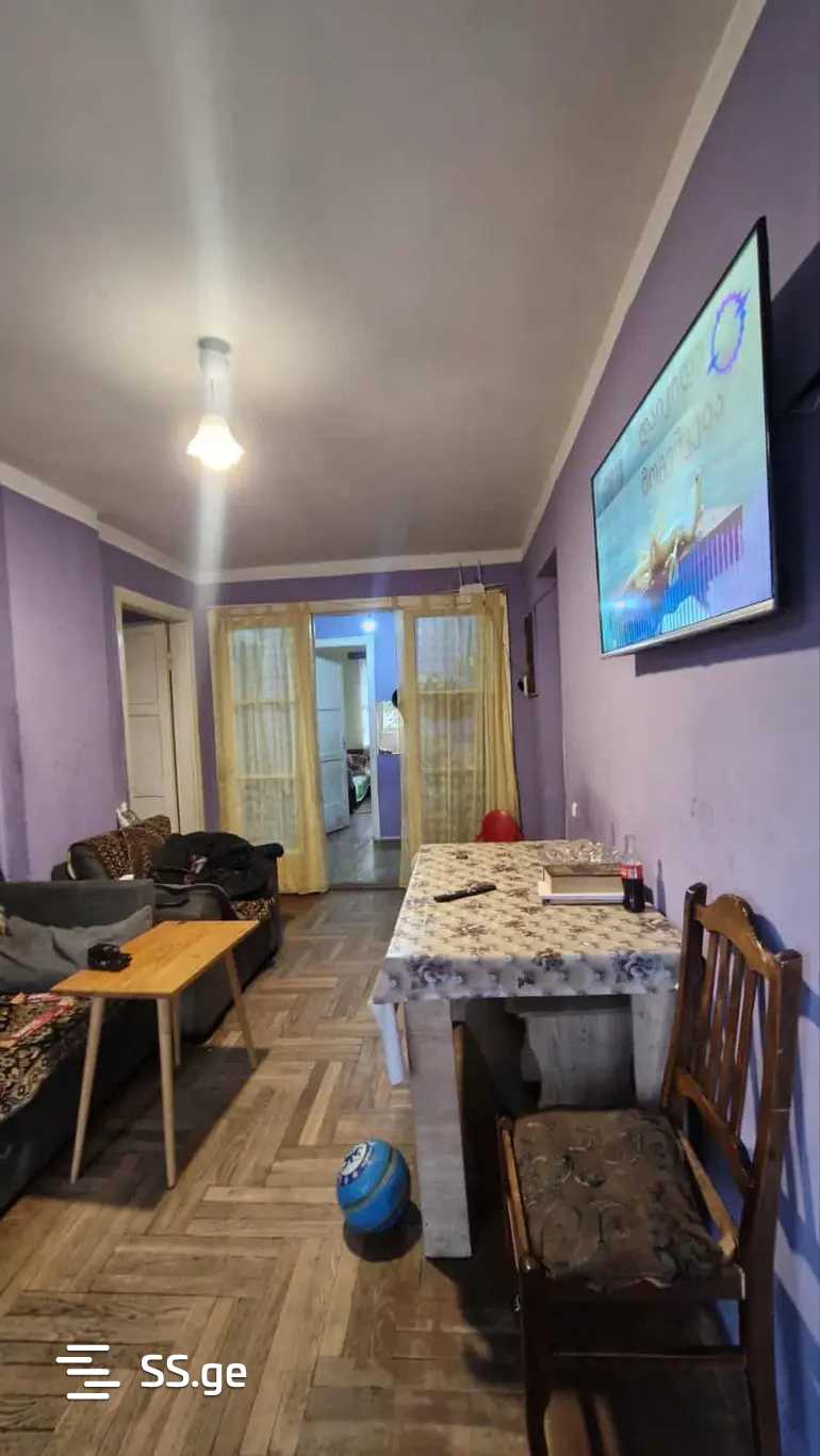 kindzmarauli st. - 4 rooms