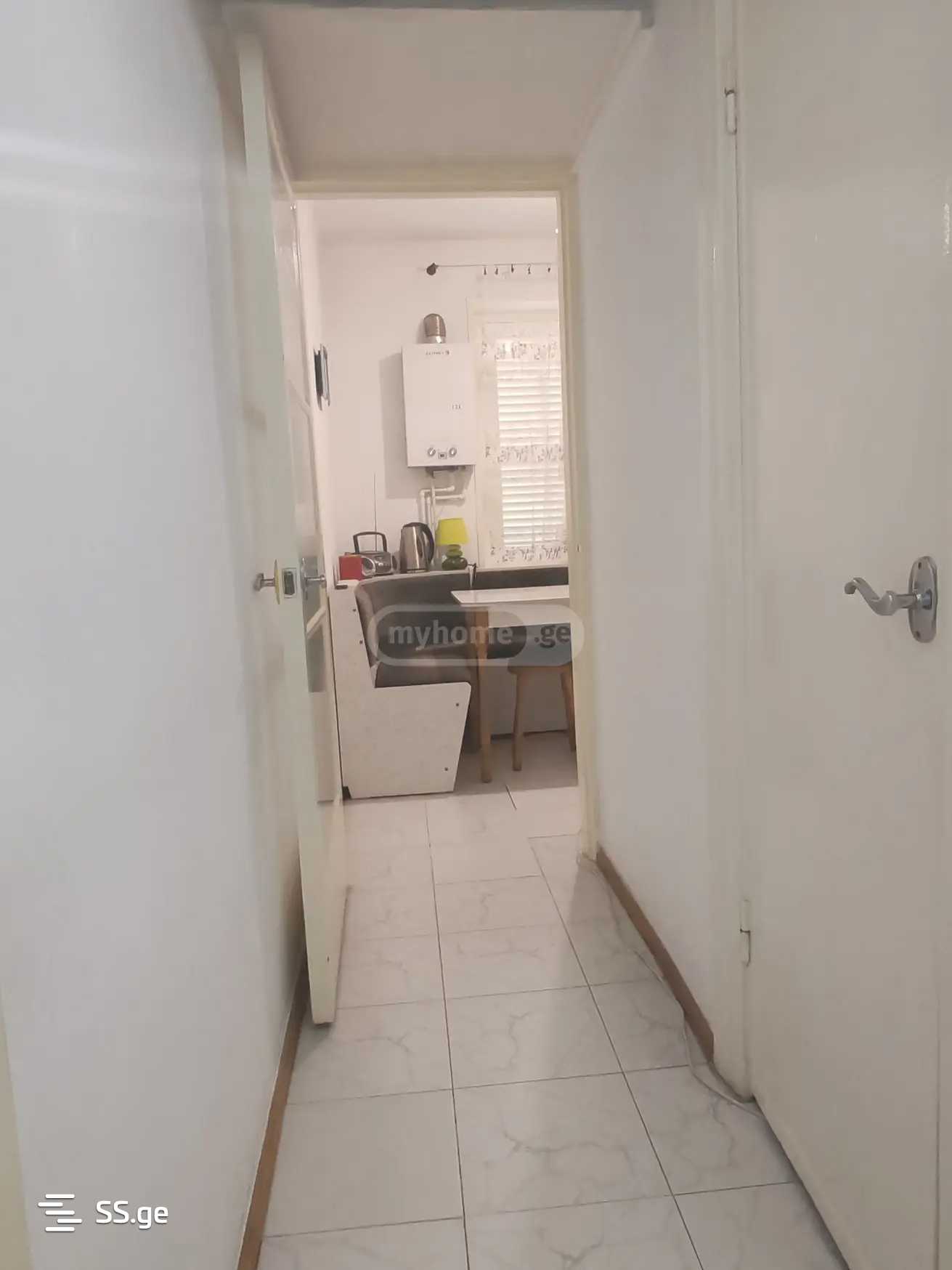 a.wereTlis avenue - 1 rooms