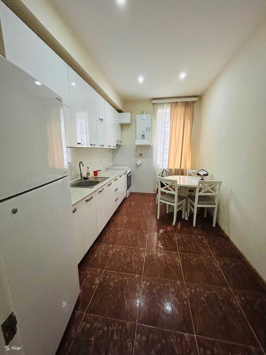 Квартира s. chiaureli st.