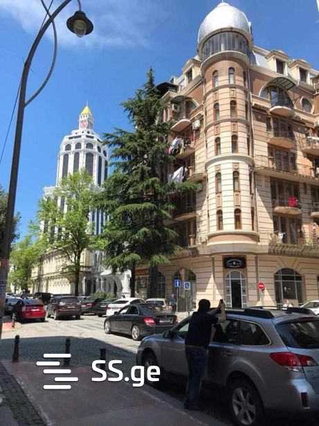 Old Batumi District - 3 rooms