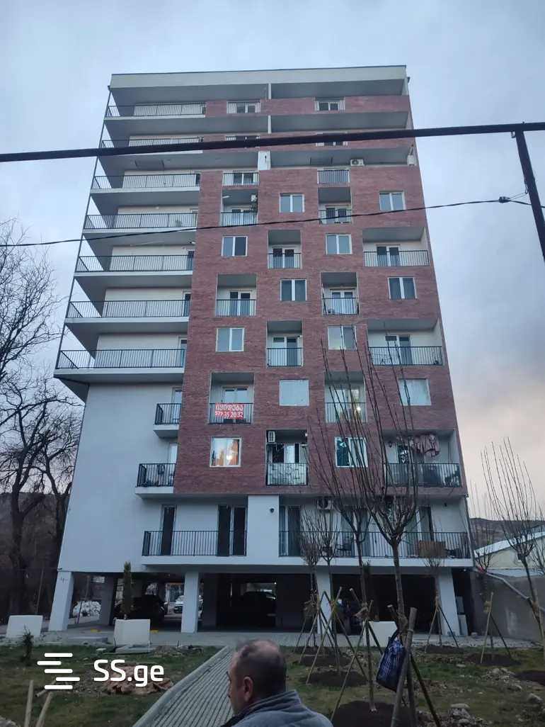 Beri Gabriel Salosi Ave. - 3 rooms