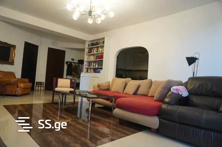 Kosmonavtebi coast - 2 rooms