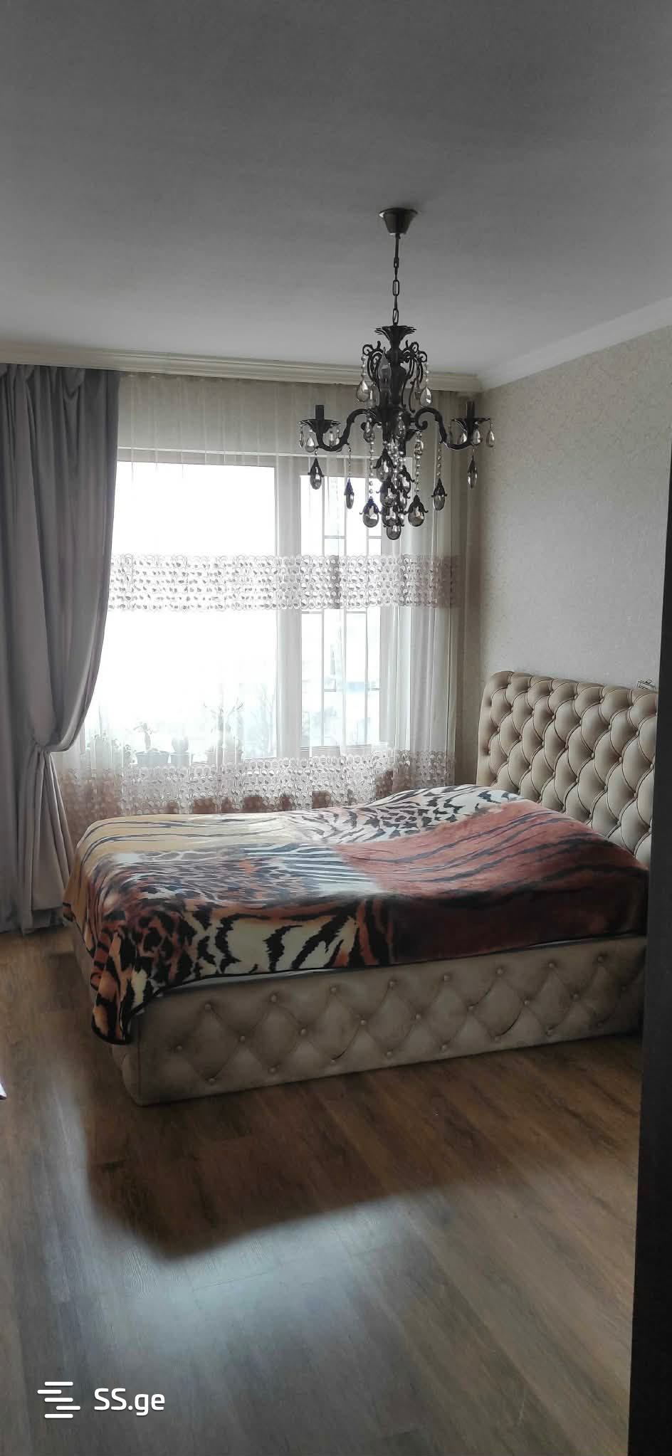 E. Botsvadze st. 36 - 3 rooms