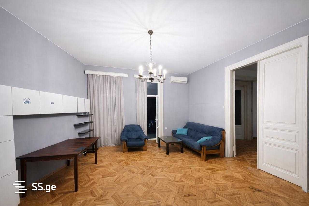 Квартира benashvili st.