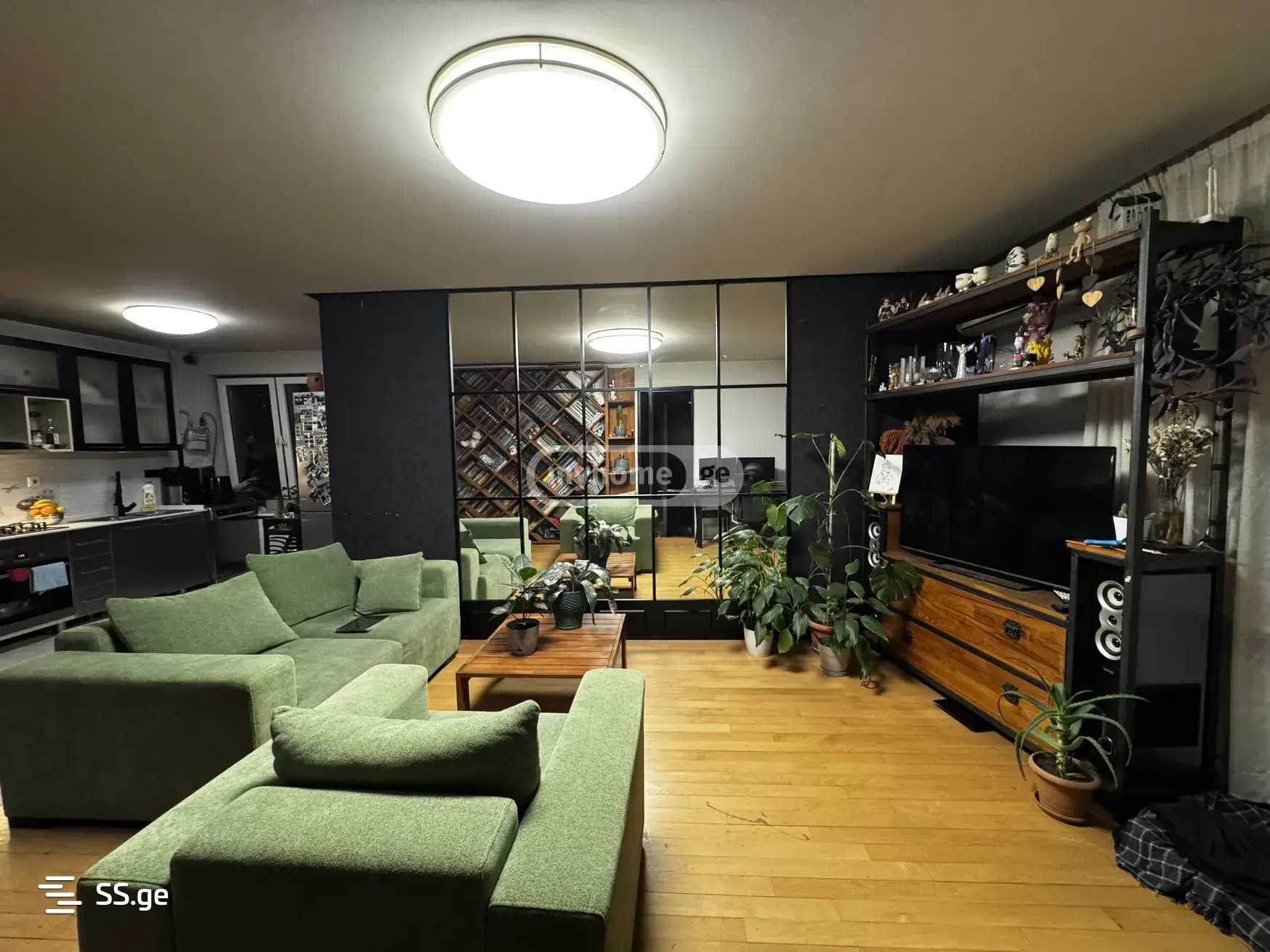 sairme st. - 4 rooms