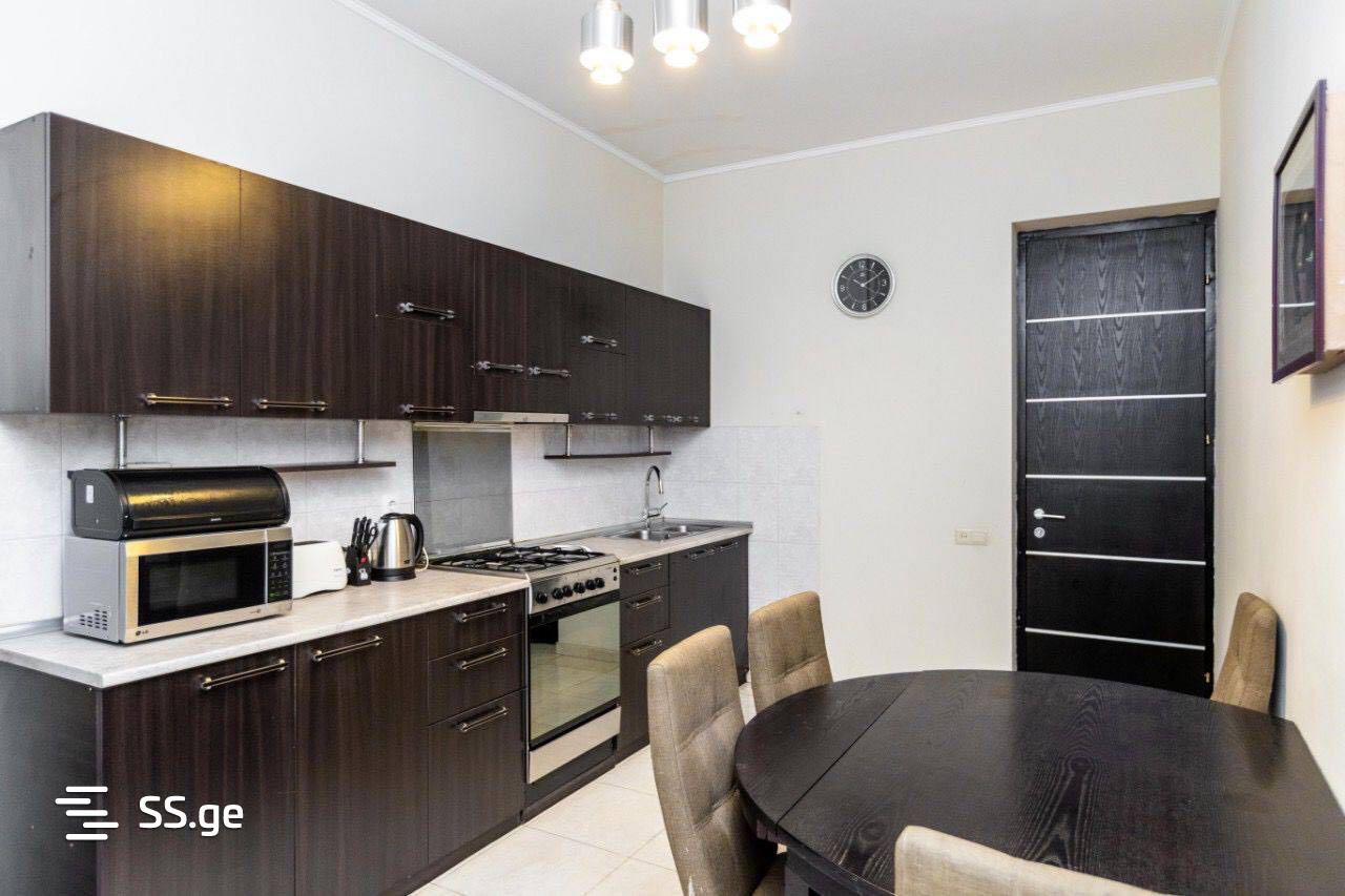 janashia st. 19 - 2 rooms