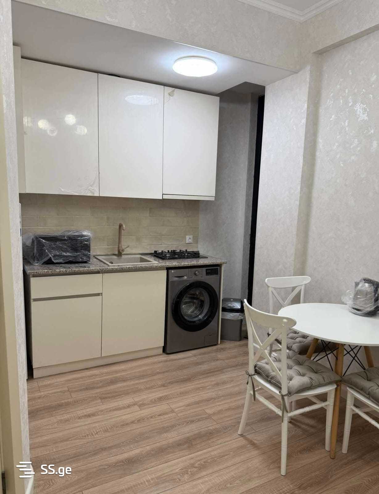 Квартира mirotadze st. 10