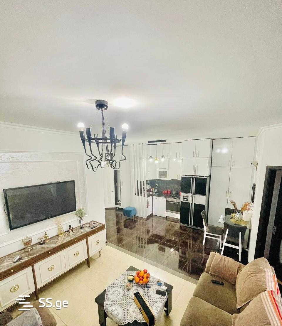 Old Batumi District - 3 rooms