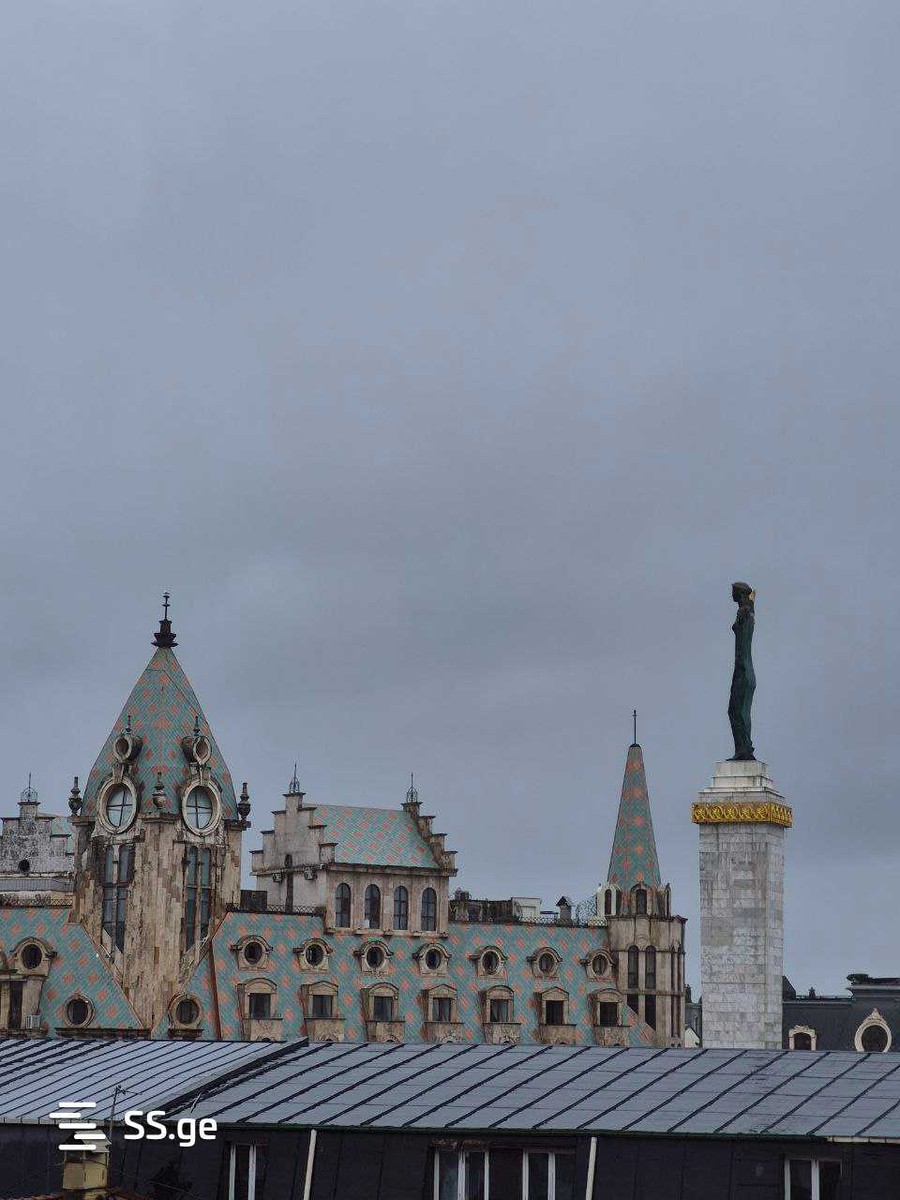 K. Gamsakhurdia st. 16 - 5 rooms