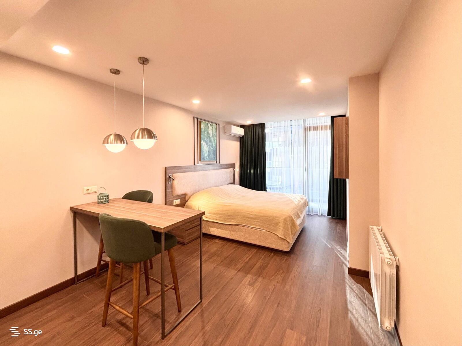 Airport District - 1 rooms