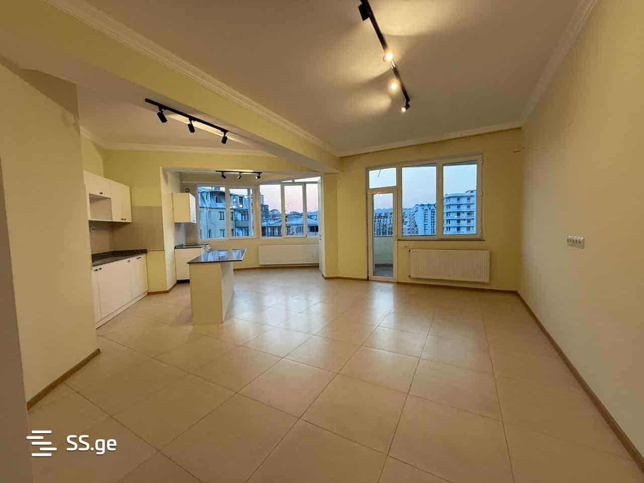 pekini st. 35 - 2 rooms