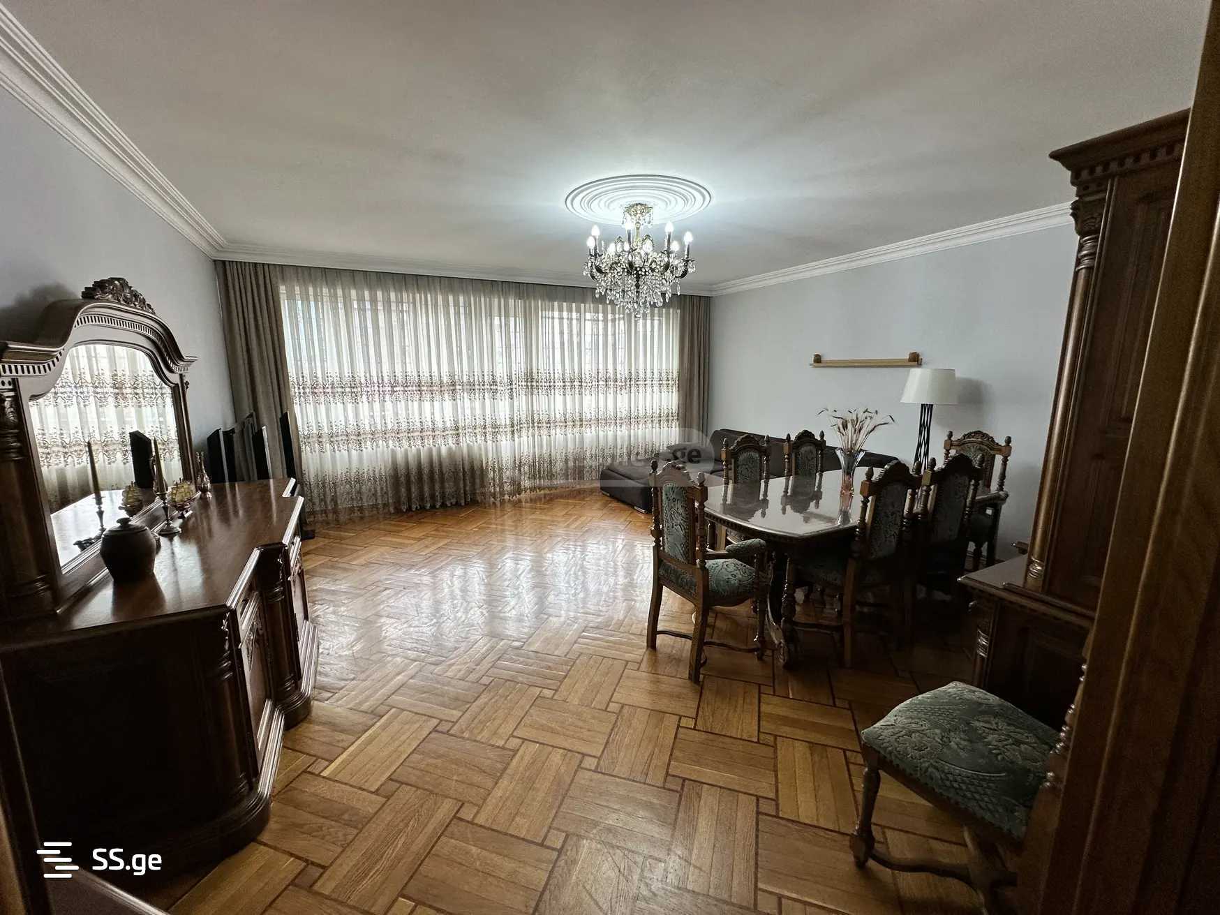 Chavchavadze st. - 3 rooms