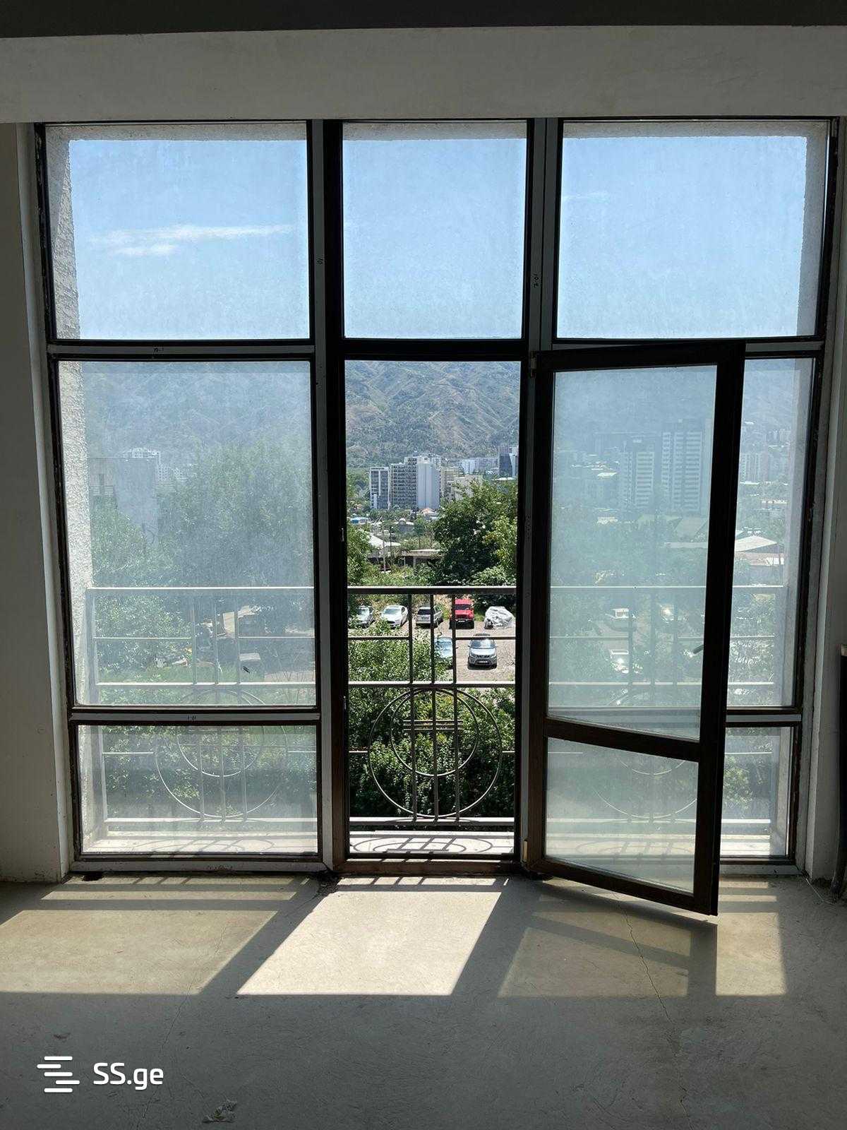 bochormi st. 18 - 6 rooms