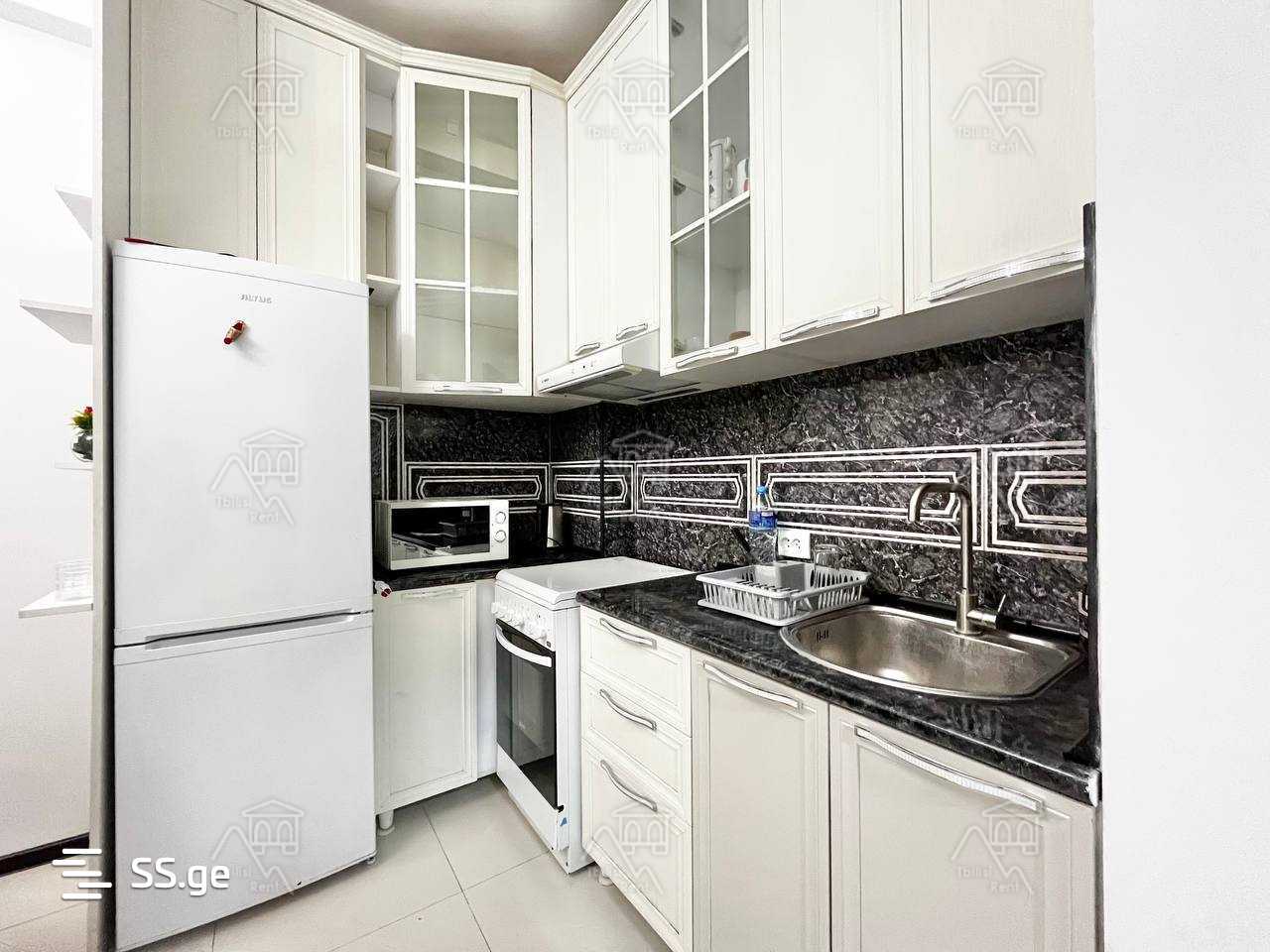 Ts. Dadiani st. (nadzaladevi) 193 - 3 rooms