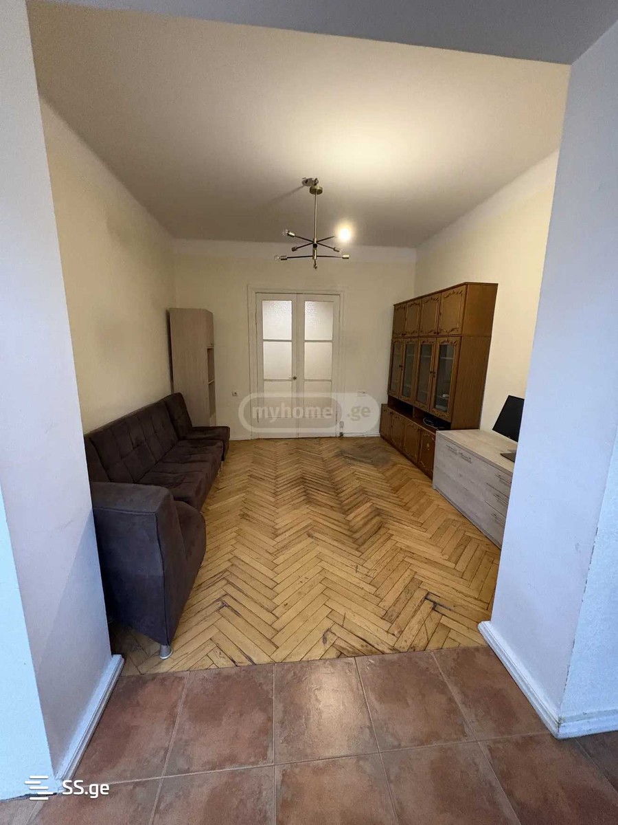 s. cincadze st 36 - 3 rooms