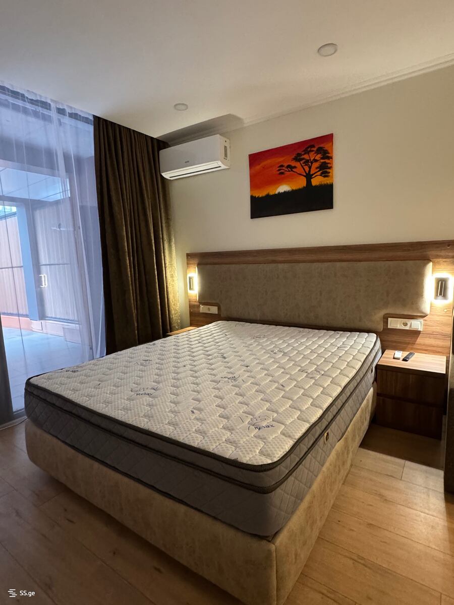 R. Nizharadze st. 5 - 1 rooms