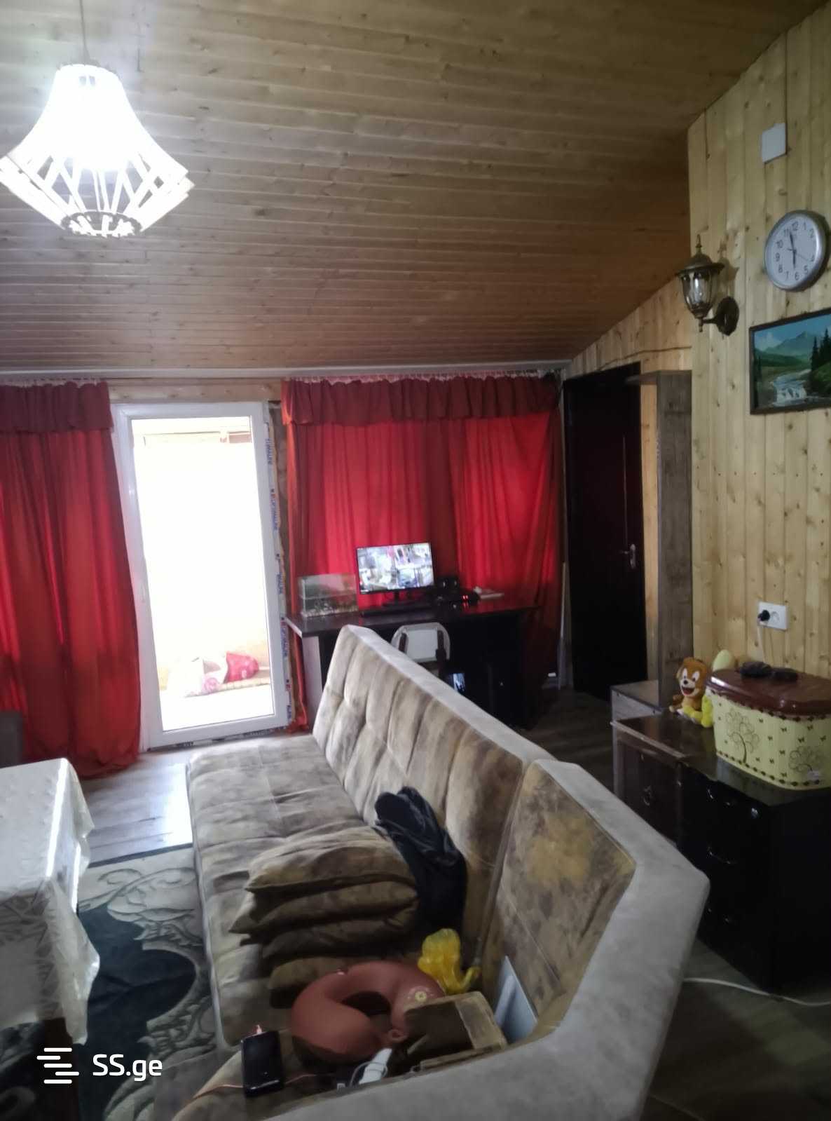 tsuladze st. 15 - 4 rooms