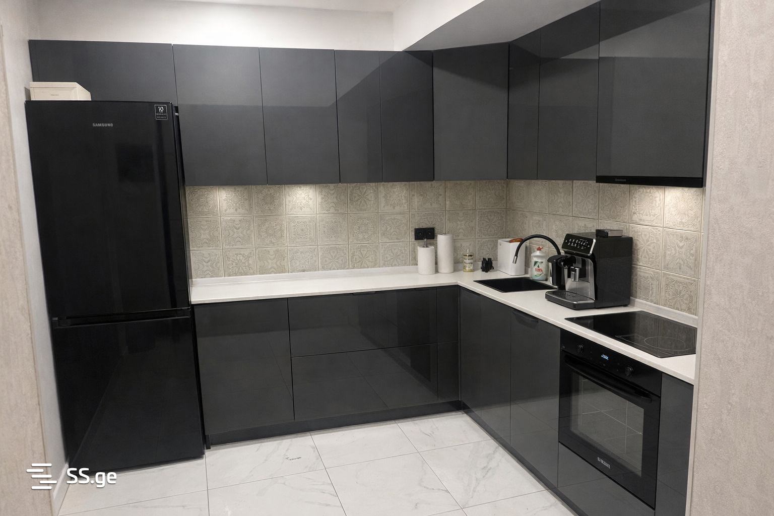 navtlugi st. 10 - 3 rooms