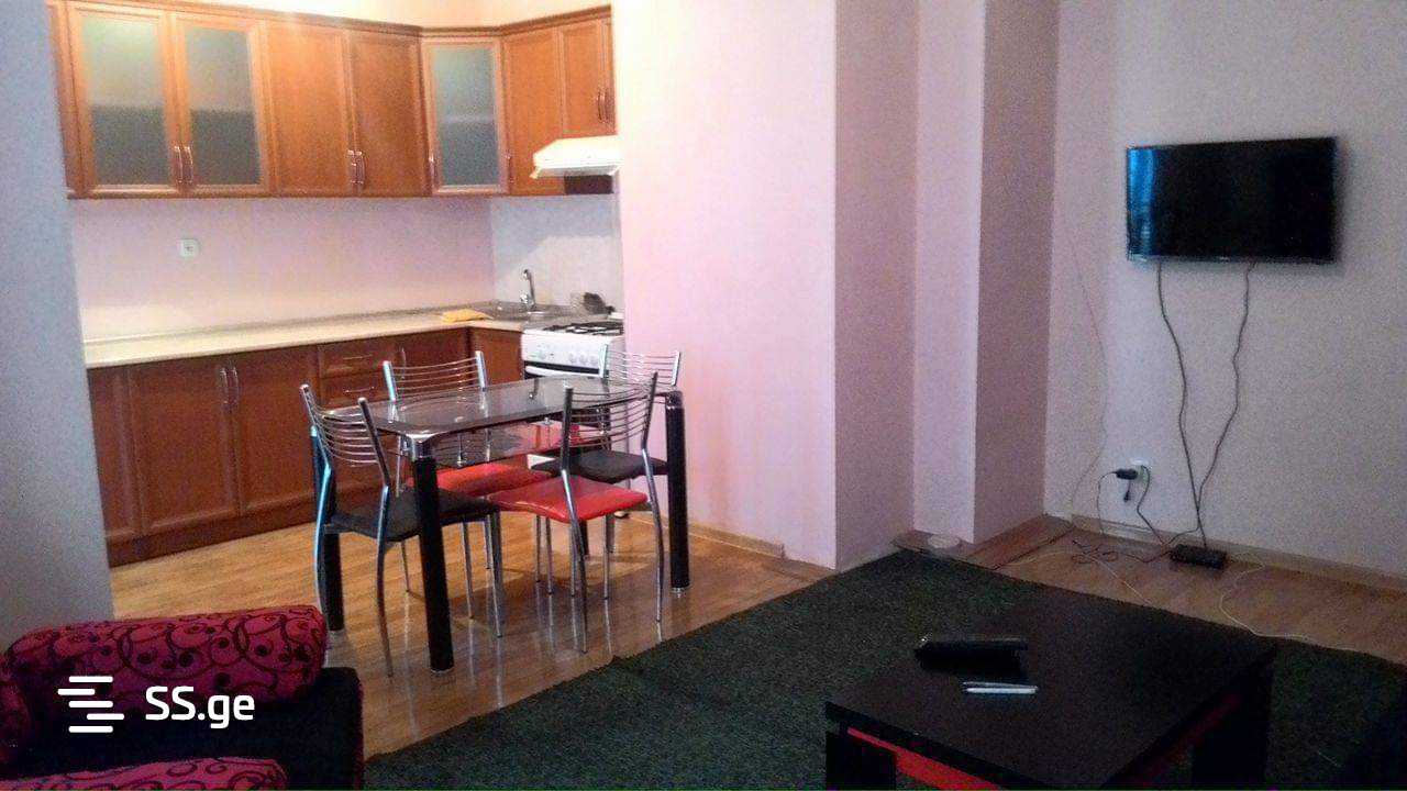 stanislavski st. 5 - 2 rooms